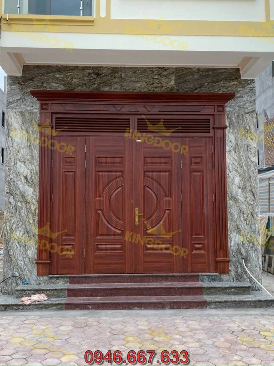 Giá cửa thép vân gỗ tại Phan Rang