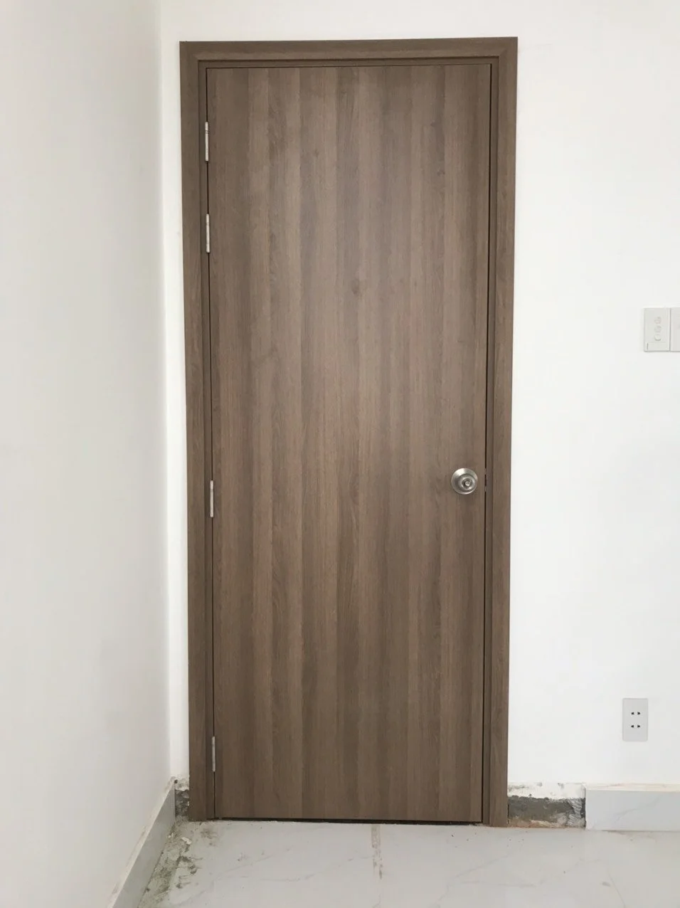 Cửa gỗ chống cháy tại Cam Ranh 
