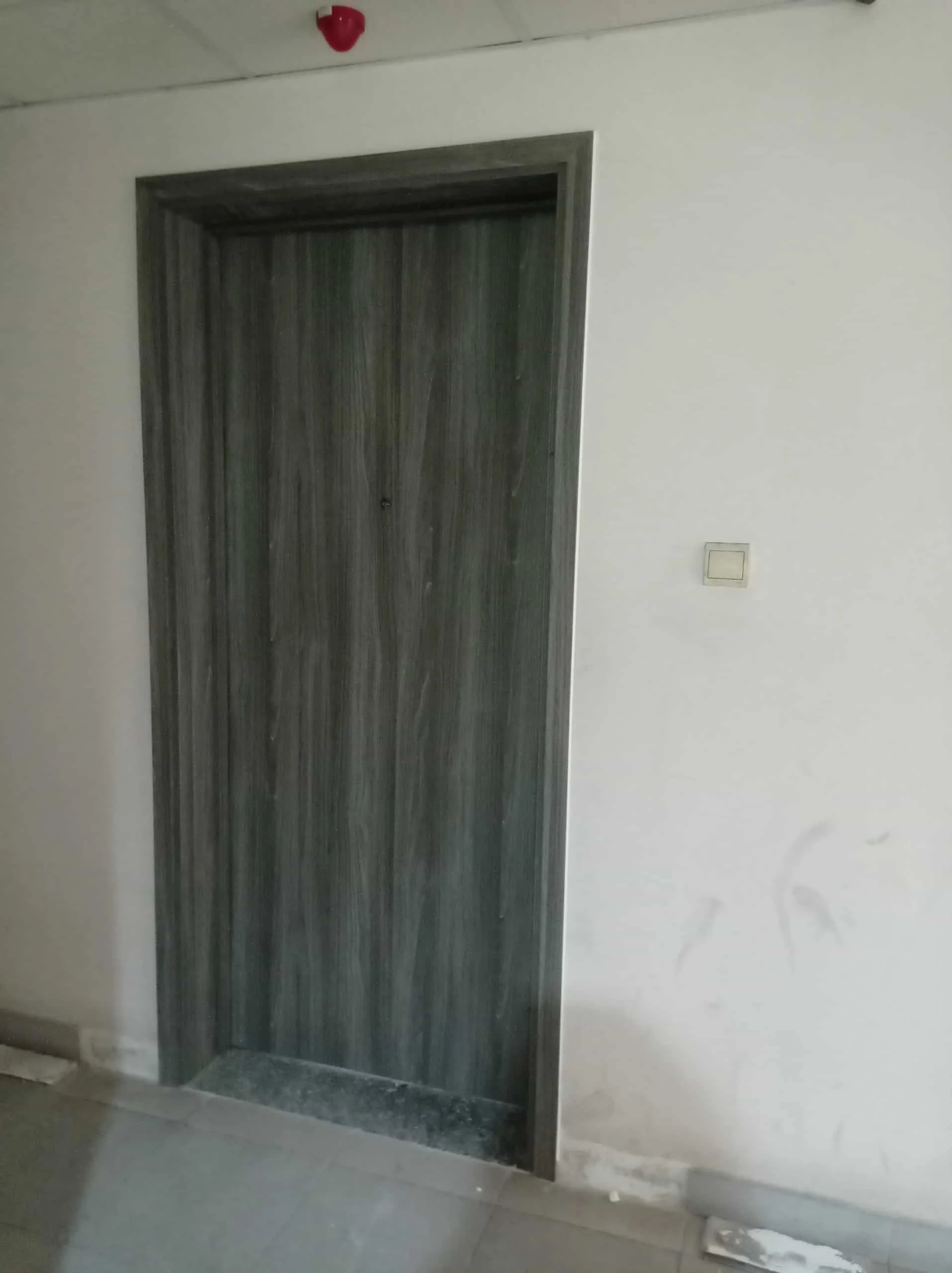 Cửa gỗ chống cháy tại Cam Ranh 