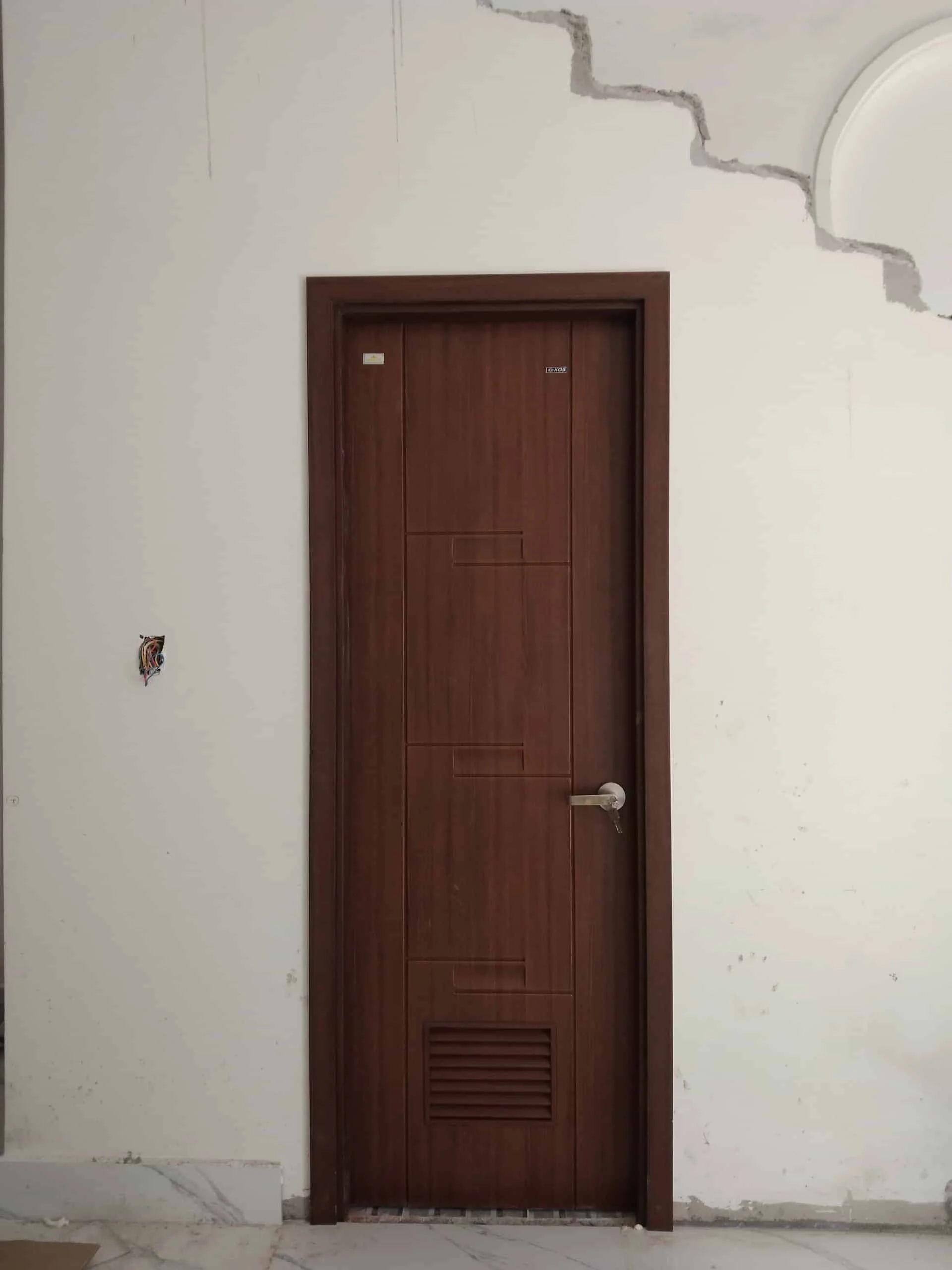 Giá cửa nhựa ABS tại Bến Tre