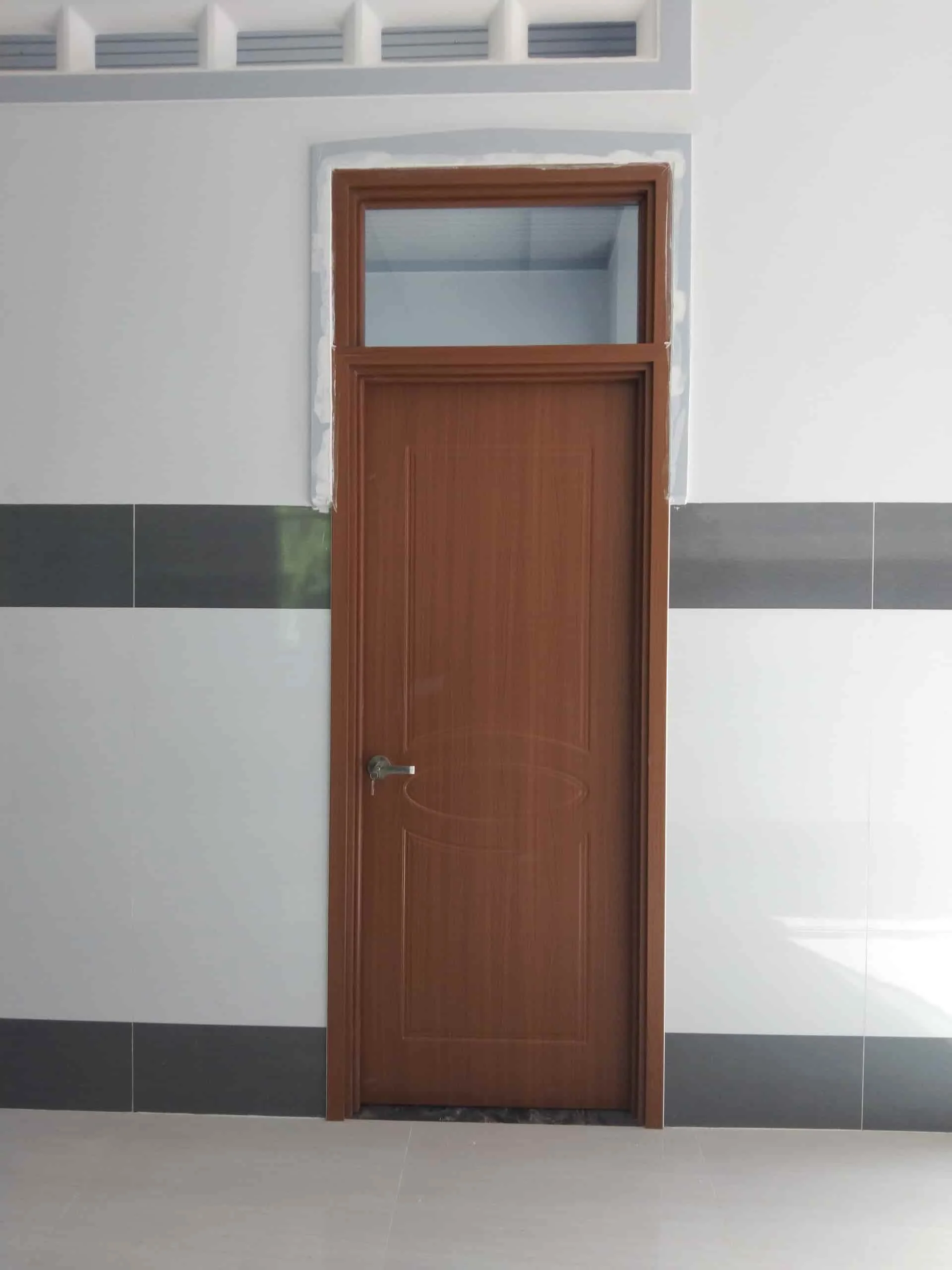 Giá cửa Composite tại Diên Khánh