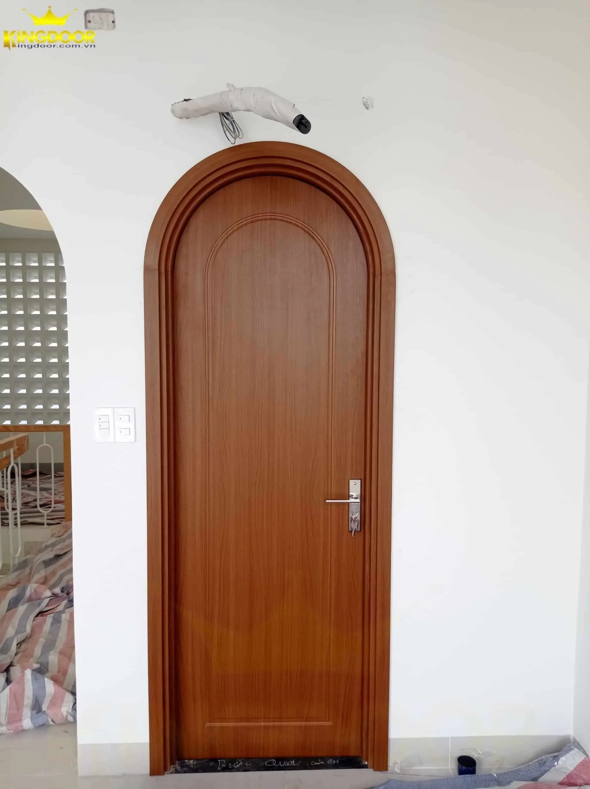Giá cửa vòm Composite tại Phan Rang