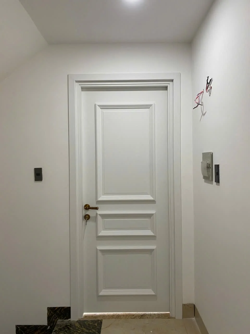 Giá cửa Composite tại Cam Lâm