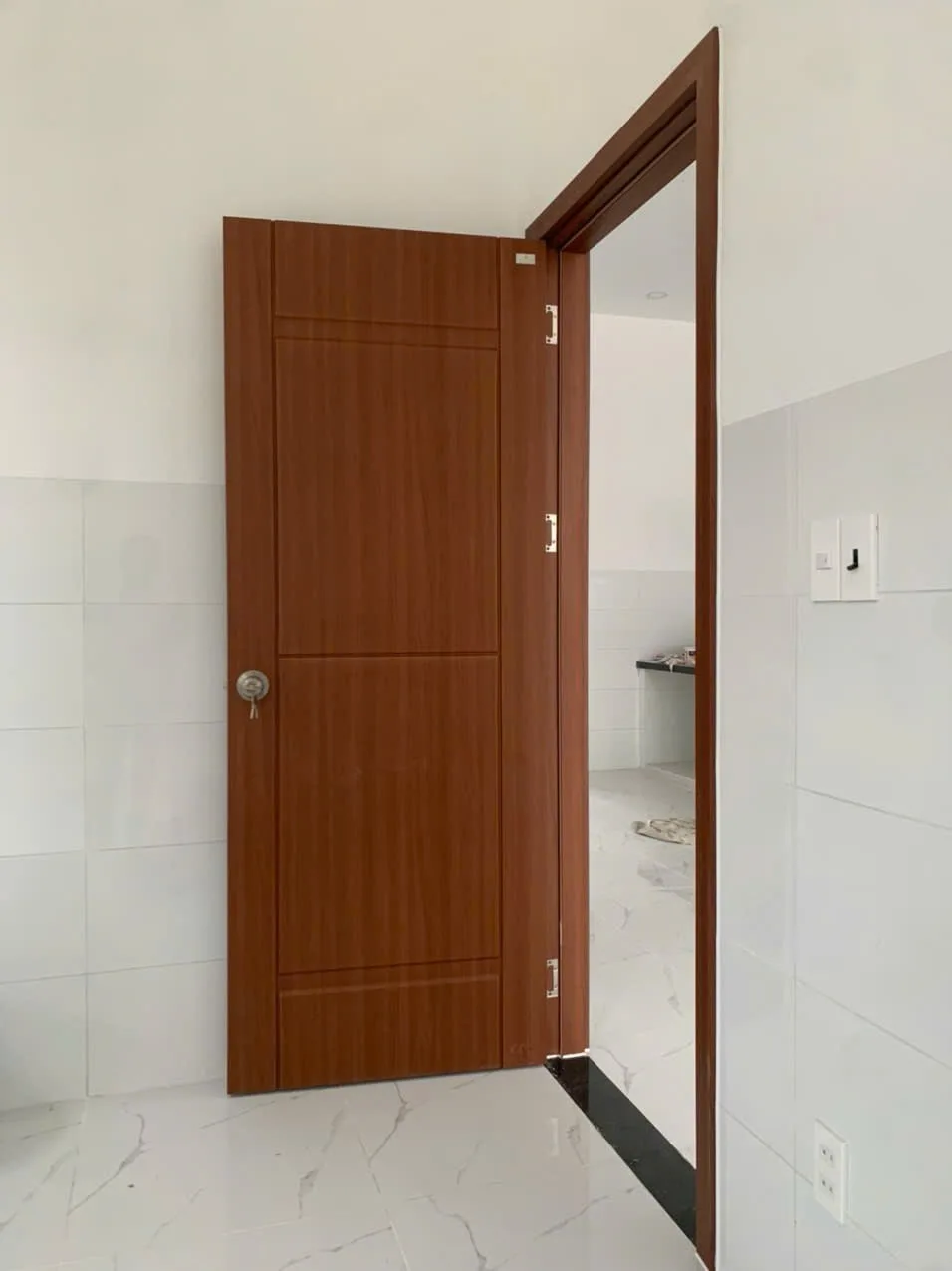 Giá cửa nhựa ABS tại Đồng Nai