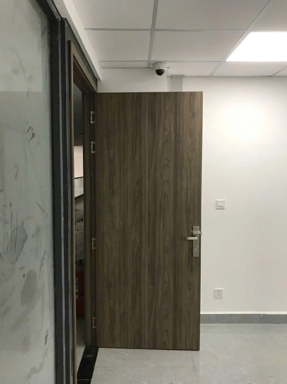 Giá cửa gỗ công nghiệp tại Ninh Thuận