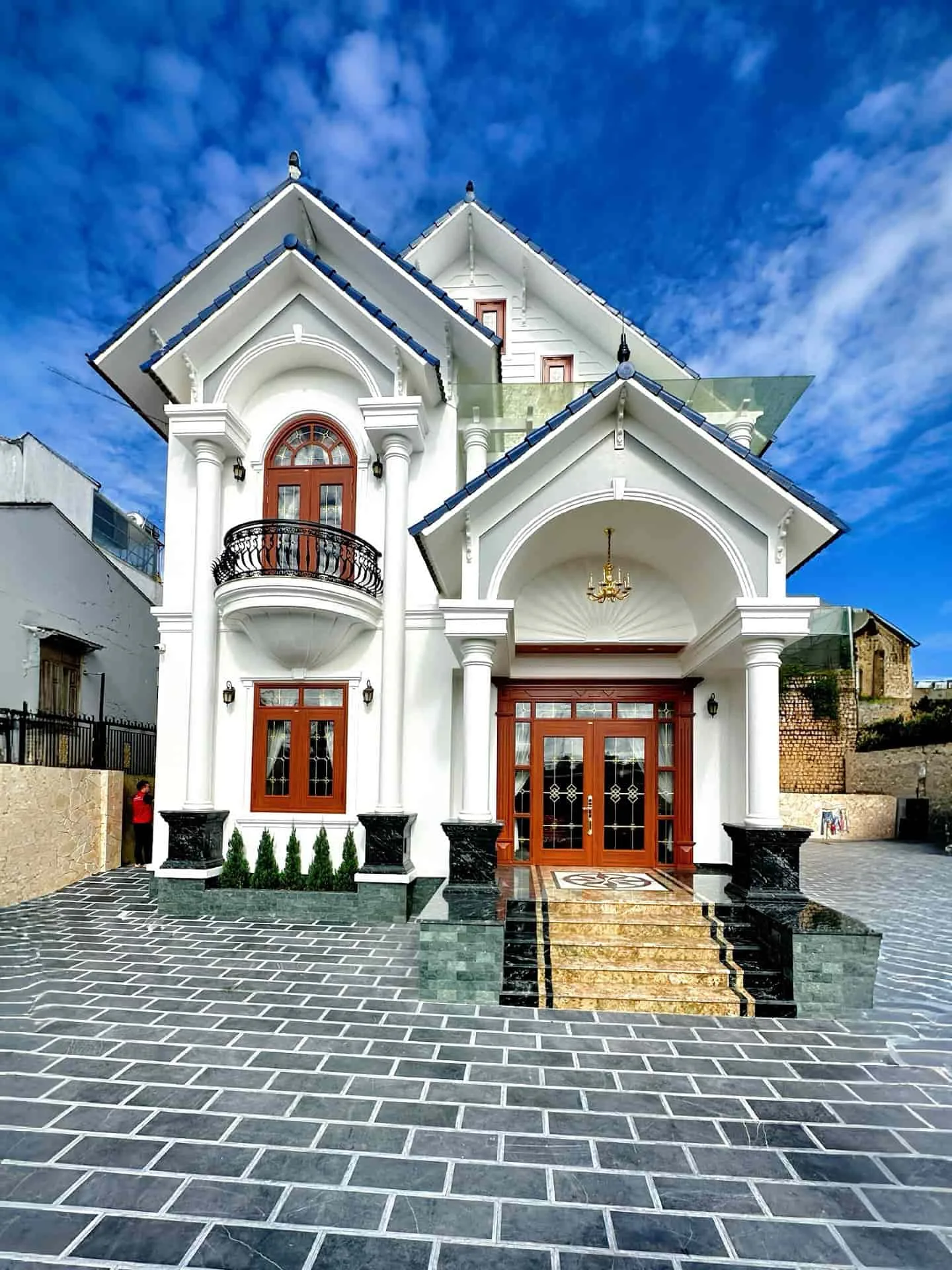 Giá cửa thép vân gỗ tại Tuy Hòa