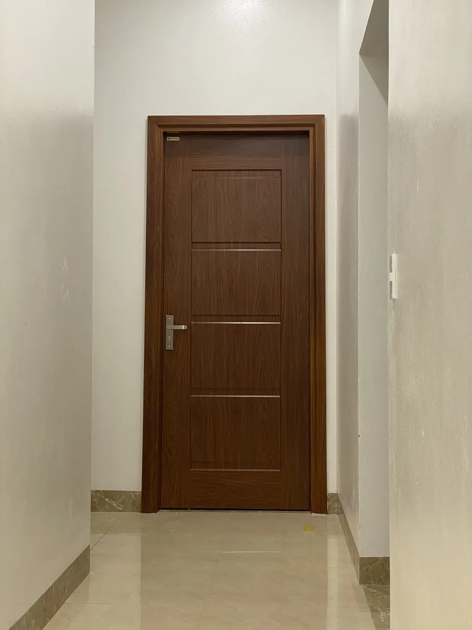 Giá cửa thép vân gỗ tại Cam Lâm