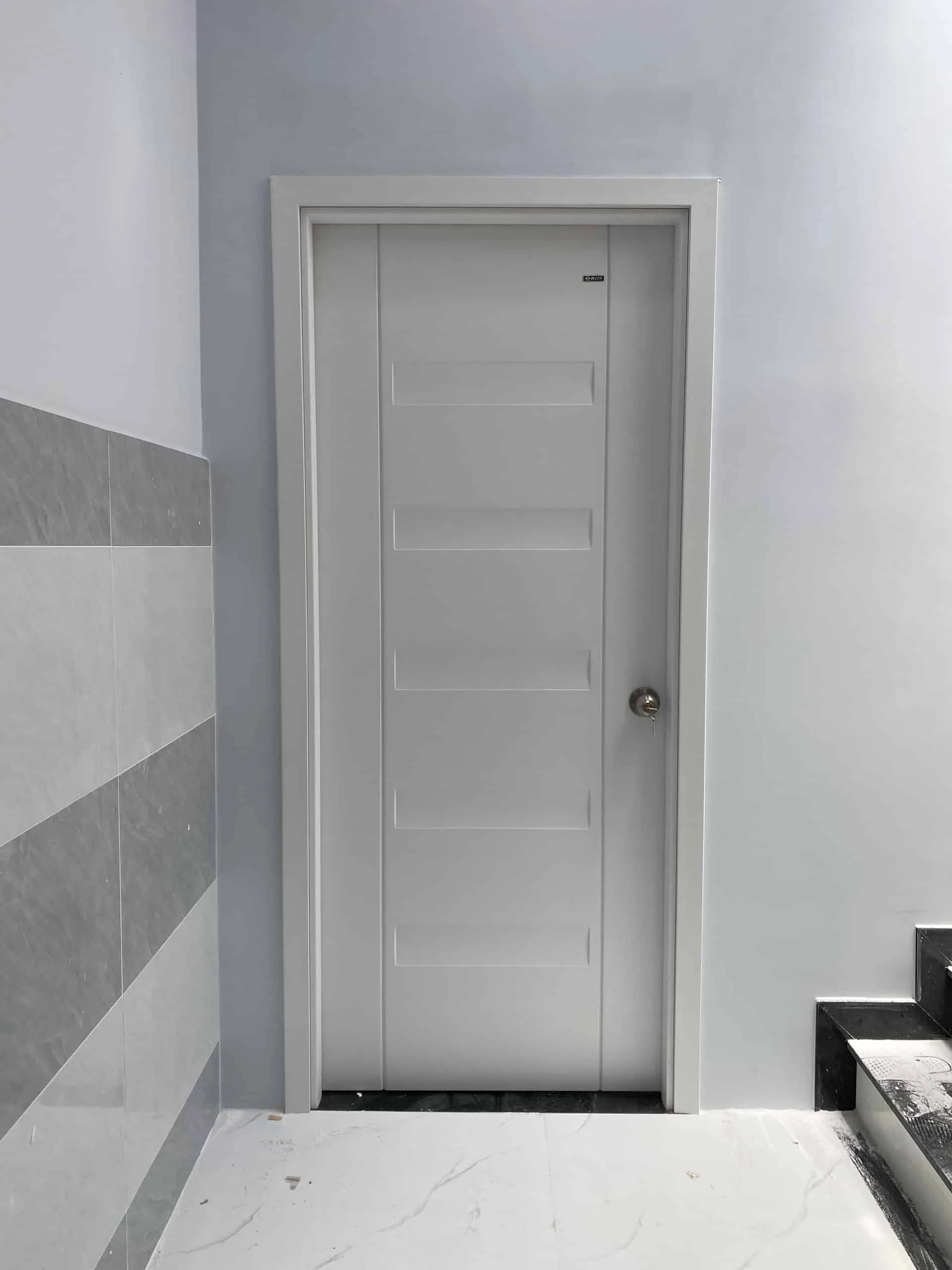 Giá cửa ABS tại Quận 1