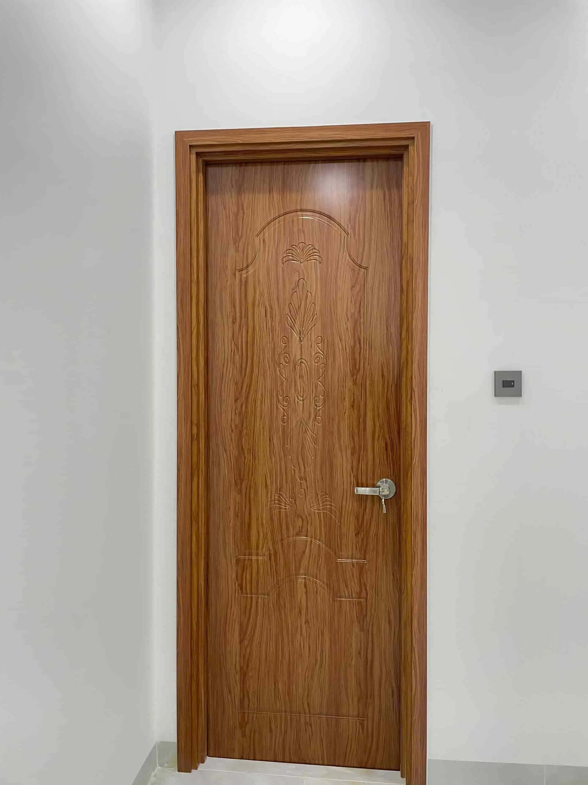 Giá cửa Composite tại Quận 1