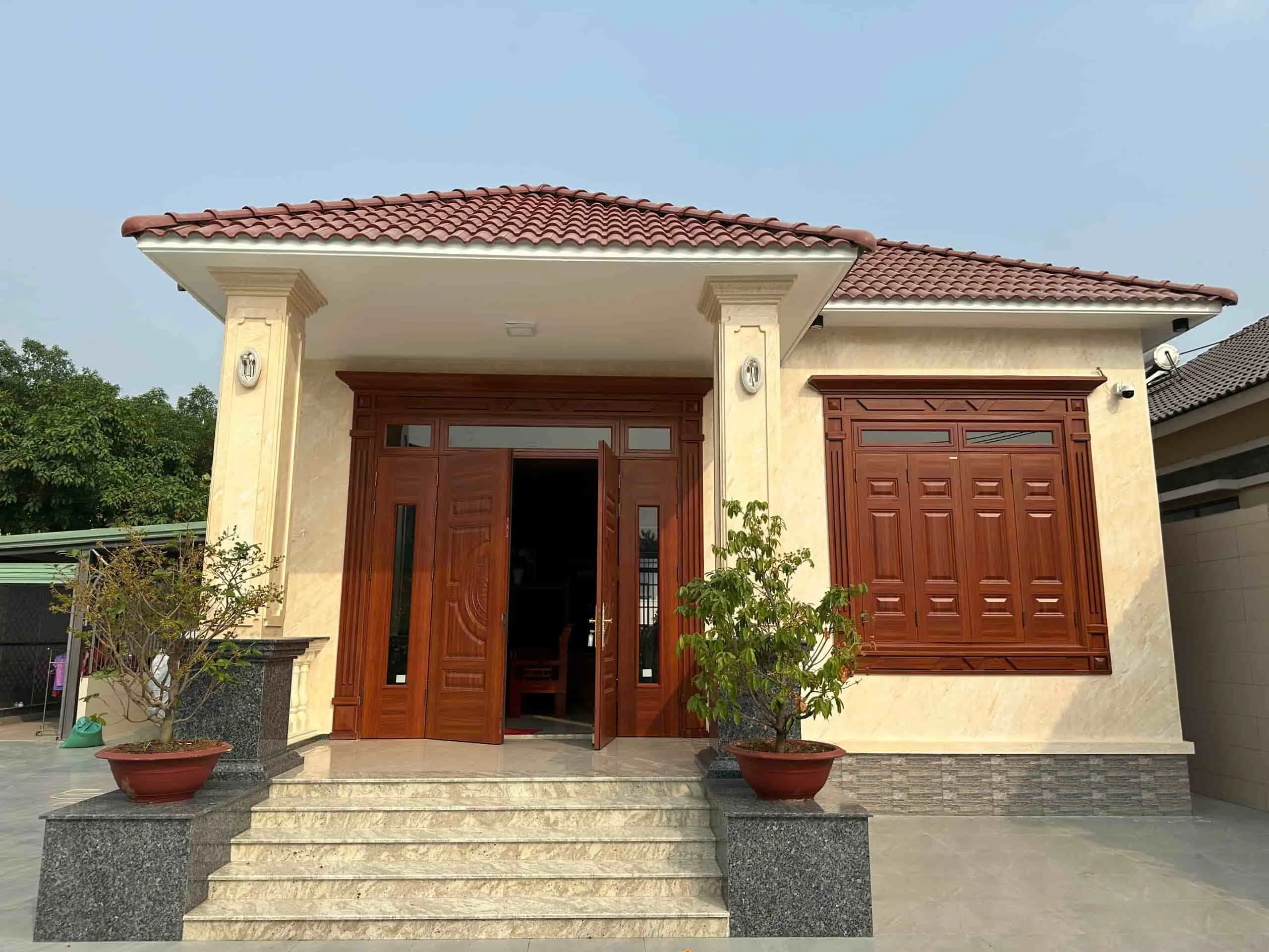 Cửa thép vân gỗ tại Đồng Tháp